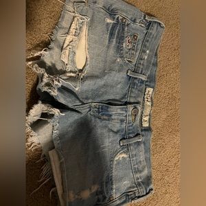 Hollister size 5 Jean shorts